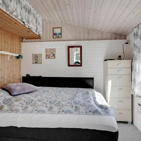 Stunning In Sydals With Wifi Feriehus